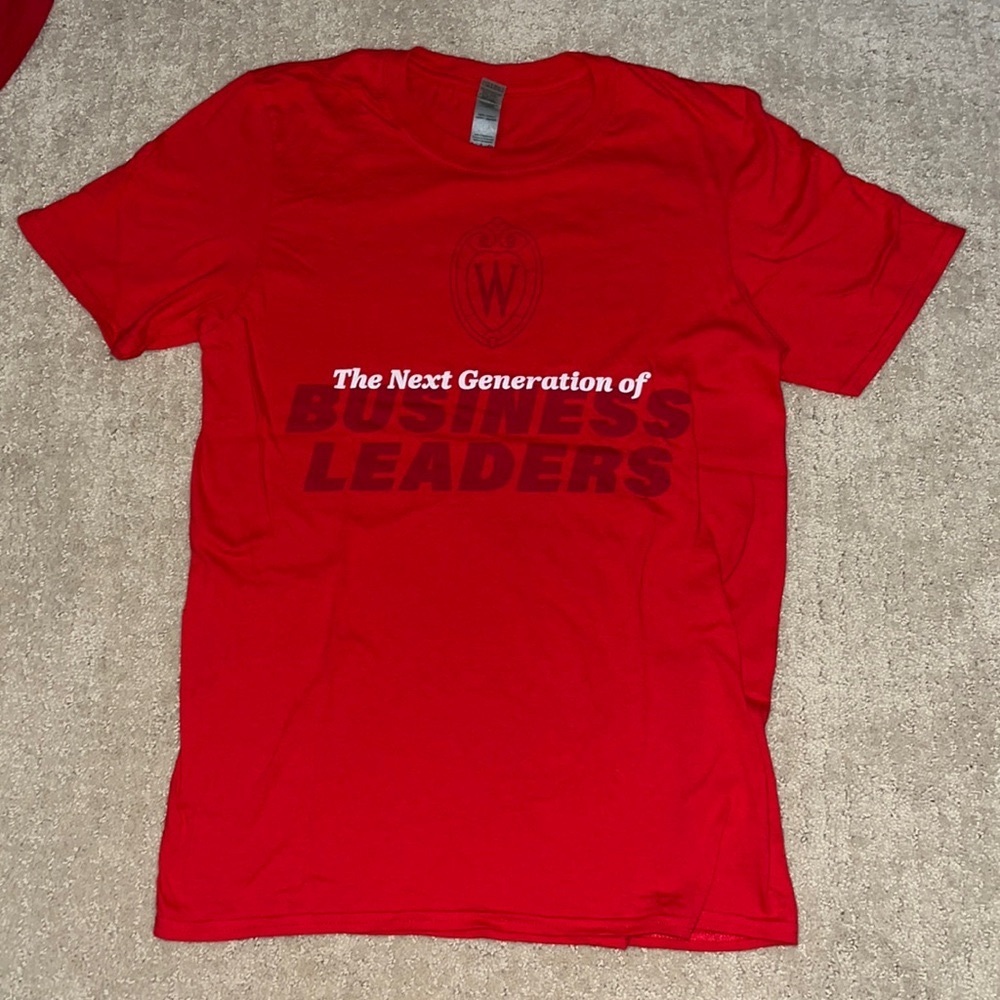 Gildan University of Wisconsin Madison Business Leader T-Shirt Red